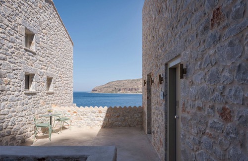 Limeni Apartment | Superior Double Room By Yerma Suites Limeni