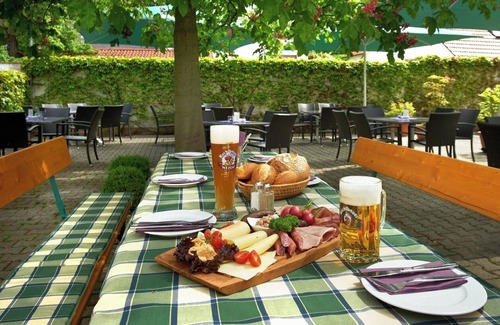 Neustadt an der Donau Apartment | Superior room chestnut (37sqm) for up to 4 people