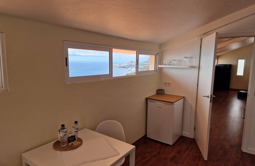 Garajau Apartment | Superior Studio - Verde with Ocean View by Villa-Kasia, 10 minutes from Funchal.