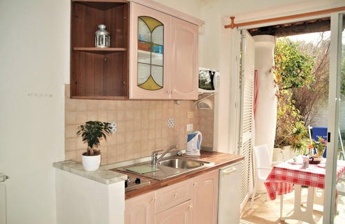 Forio Apartment | Superior Studio with terrace inside Villa & Giardini Ravino!