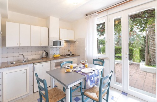 Forio Apartment | Superior Studio with terrace inside Villa & Giardini Ravino!