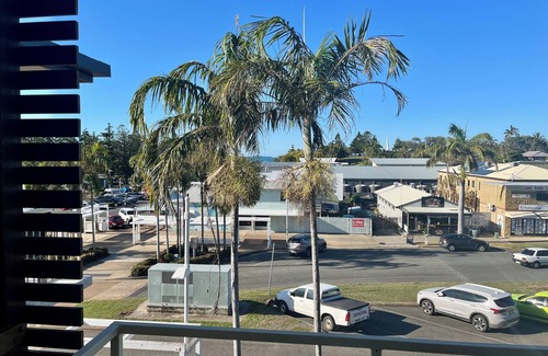 Emu Park Apartment | Superior Unit 20 Endeavour