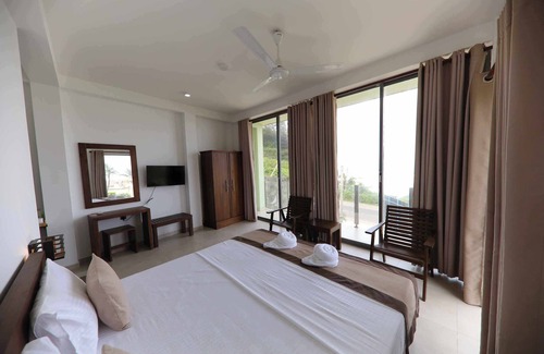 Matara Bed & Breakfast | Surendra Seaview