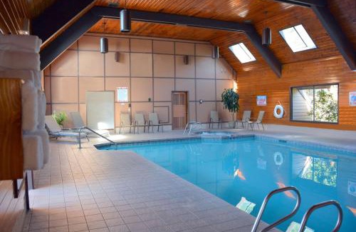 Gold Beach Resort | SureStay Plus Hotel by Best Western Gold Beach