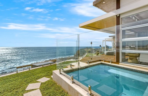 Shellharbour House | Surf Beach House - Absolute Waterfront