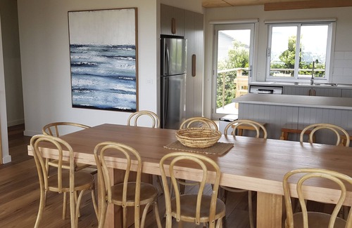 Port Campbell House | Surf View Beach House lives up to its name with expansive Southern Ocean Views.
