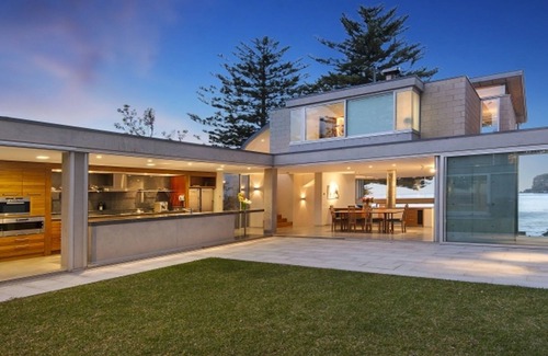 Avalon Beach House | Surfbreak by TCC - Beachfront paradise found.