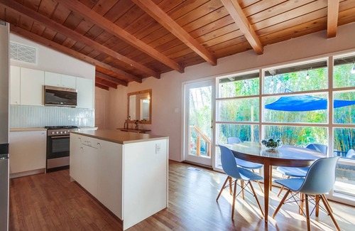Olde Carlsbad House | Surfers Carlsbad Gem