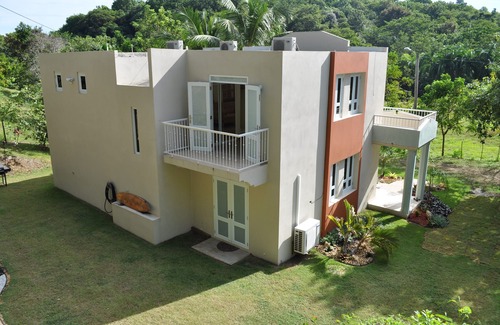 Puntas House | Surfing Privacy and Relaxation! Wi-Fi, full A/C!