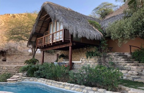 Mancora Villa | Surfingbirds Suite and other rooms with a view