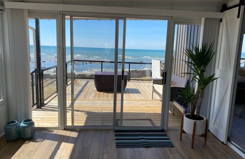 Sherkston Cottage | Surfside On The Rocks