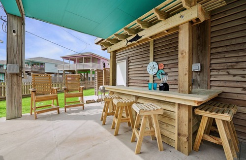 Surfside Beach House | 🌴Surfside paradise #1-amazing views, beach access🌴