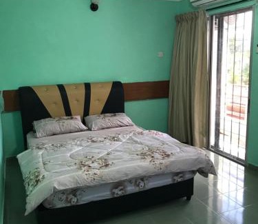Larut House | Suria Permai Homestay
