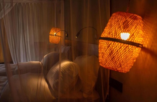 Mto wa Mbu Hotel | Suricata Boma Lodge