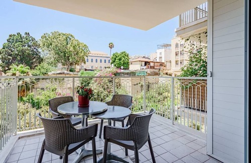 Jaffa Apartment | Surprising 2BR in Flea Market SAFE ROOM