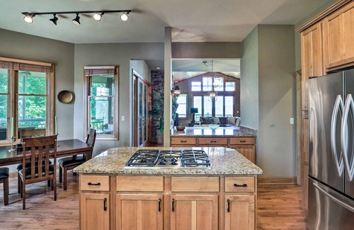 Mountain Air Condo | Surrounded by Nat'l Forest: Condo w/Majestic View