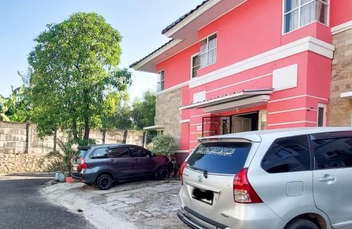 Cikarang Hotel | Surya Inn Syariah Cikarang RedPartner