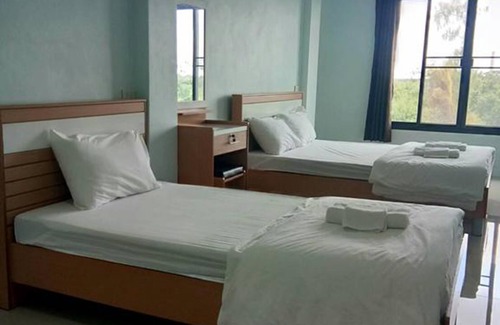 Suphan Buri Hotel | Sutharnlai Apartment