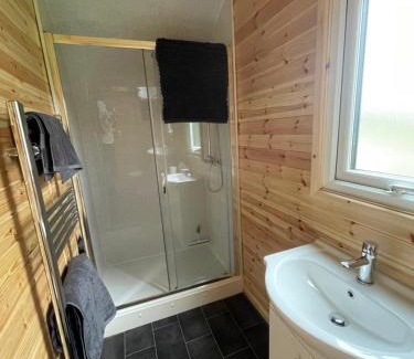 Sutton Weaver Ski Chalet | Sutton Fields Pod