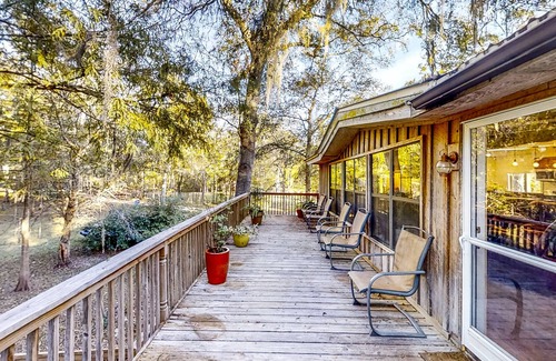 Old Town House | Suwannee River Home with Kayaks, Boat Dock & Launch, Riverfront Deck, Dogs OK
