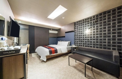 Paldal-gu Hotel | Suwon Station Lime