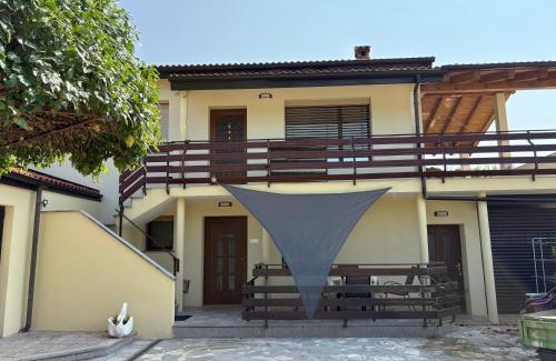 Lokev Apartment | Suzi Apartments
