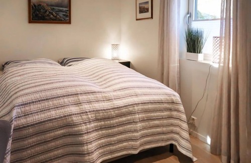 Flora House | Svortevik by Interhome