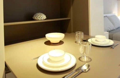 Sheung Wan Apartment | SW06-courtyard view