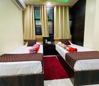 Lahan Hotel | Swagatam Hotel Makhan Bhog