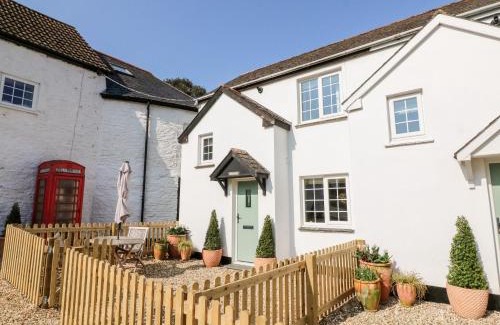 Watermouth House | Swallow Cottage