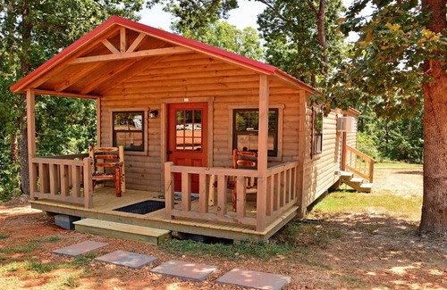 Buchanan House | Swan Bay Cabins & RV Park Cabin#(4) Paris Tn, Kentucky Lake