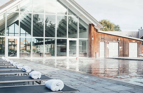 Cirencester House | Swan's Rest (HM103), Lower Mill Estate, Cotswolds