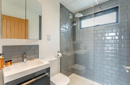 Lewes Resort | Swanborough Lakes Luxury Lodges