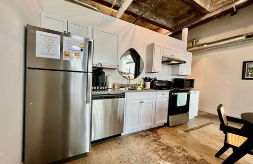 Otterbien Home Apartment | Swanky, Funky, Groovy, loft space Cincinnati, Ohio