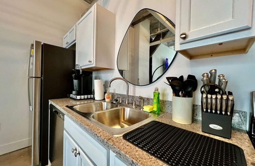 Otterbien Home Apartment | Swanky, Funky, Groovy, loft space Cincinnati, Ohio