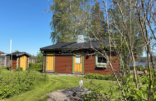 Storfors House | Swedish house directly on the lake with motorboat & own boat ramp
