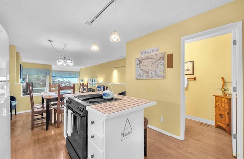 Depoe Bay House | Sweeping Views of Depoe Bay-Enjoy Whale Watching from this Water Front Condo