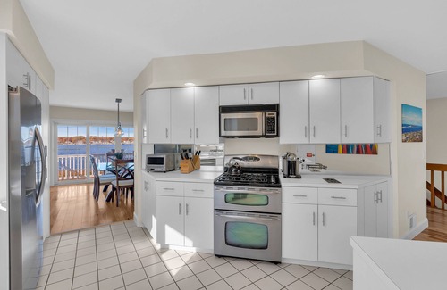 Neptune City House | Sweeping Water Views, Private heated pool 2BR, 2.5BA bathrooms renovated for '23