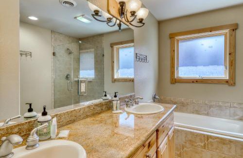 Country Club Estates House | Sweet Cherry Hills Escape