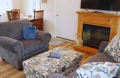 Millersburg Cabin | Sweet Dreams at Water's Edge Cabins