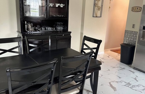 Hershey House | Sweet Escape on Reese Avenue - 5 minutes away from Hershey Park!