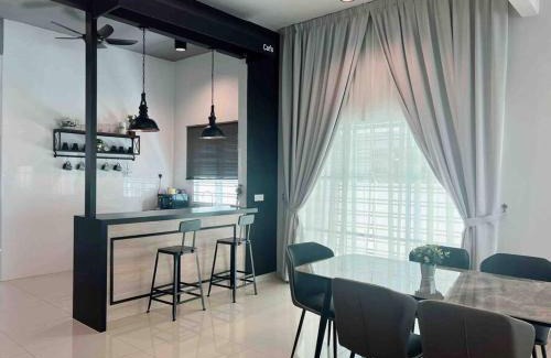 Sitiawan House | Sweet HOME FOR BIG Family｜11pax+FREE WIFI