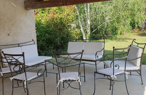 Saint-Cannat Villa | Sweet home in Provence ! Ideal for family or friendly gatherings!