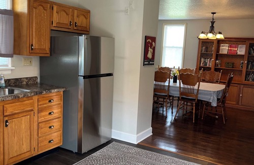 Perry House | Sweet Retreat at Mark Twain Lake! Historic 4BR/2BA Dog & Family Friendly Home!