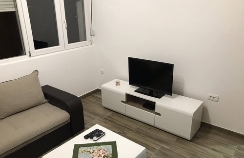 Podgorica Apartment | Sweet small apartment in Podgorica with park view