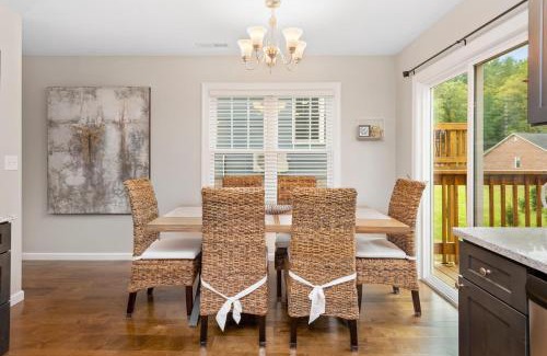 Asheville House | Sweetgum Sycamore by AvantStay 6 Min to Downtown