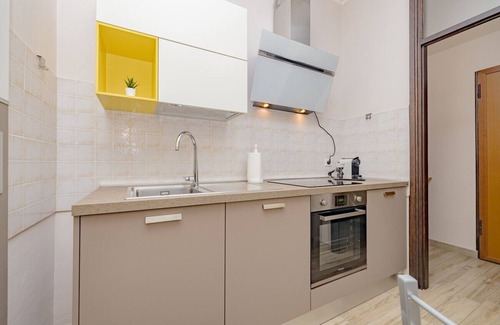 Saronno Apartment | SweetHomeSaronno-A 20 minuti da Milano