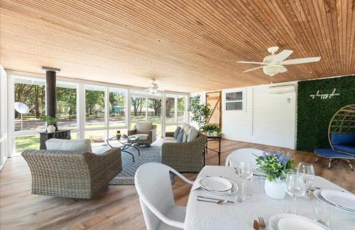 Fort White House | Sweetwater on the Range - New Reno Farm Getaway