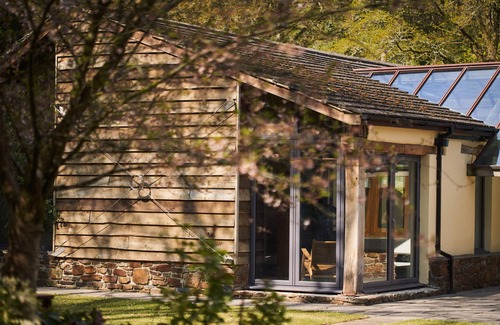 Heligan Apartment | Swifts Return - Bolthole with hot tub, pool and sauna