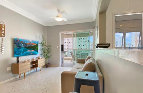 Balneario Cidade Atlantica Apartment | Swimming pool Barbecue Enseada Balcony